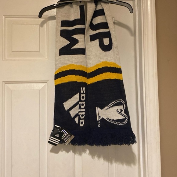 Adidas MLS Cup 2011 Los Angeles Scarf With Tags - Picture 4 of 5